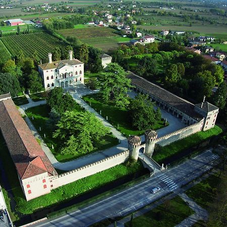 Castello Di Roncade Guest House Exterior photo