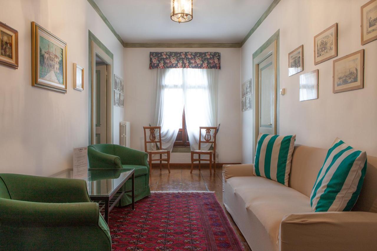 Castello Di Roncade Guest House Exterior photo