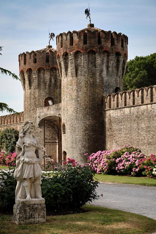Castello Di Roncade Guest House Exterior photo