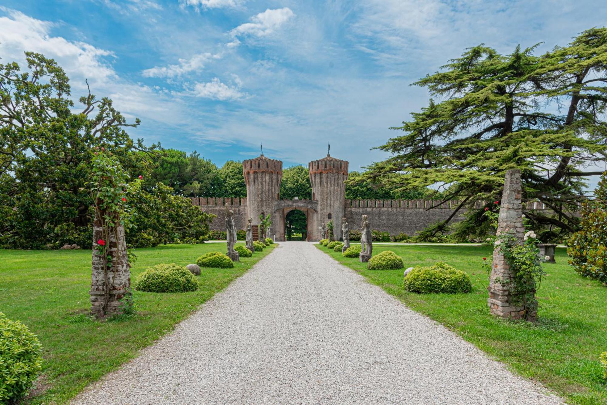 Castello Di Roncade Guest House Exterior photo