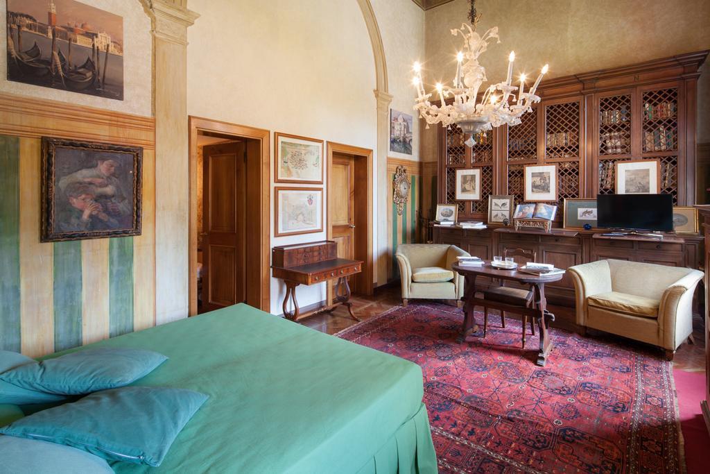 Castello Di Roncade Guest House Exterior photo