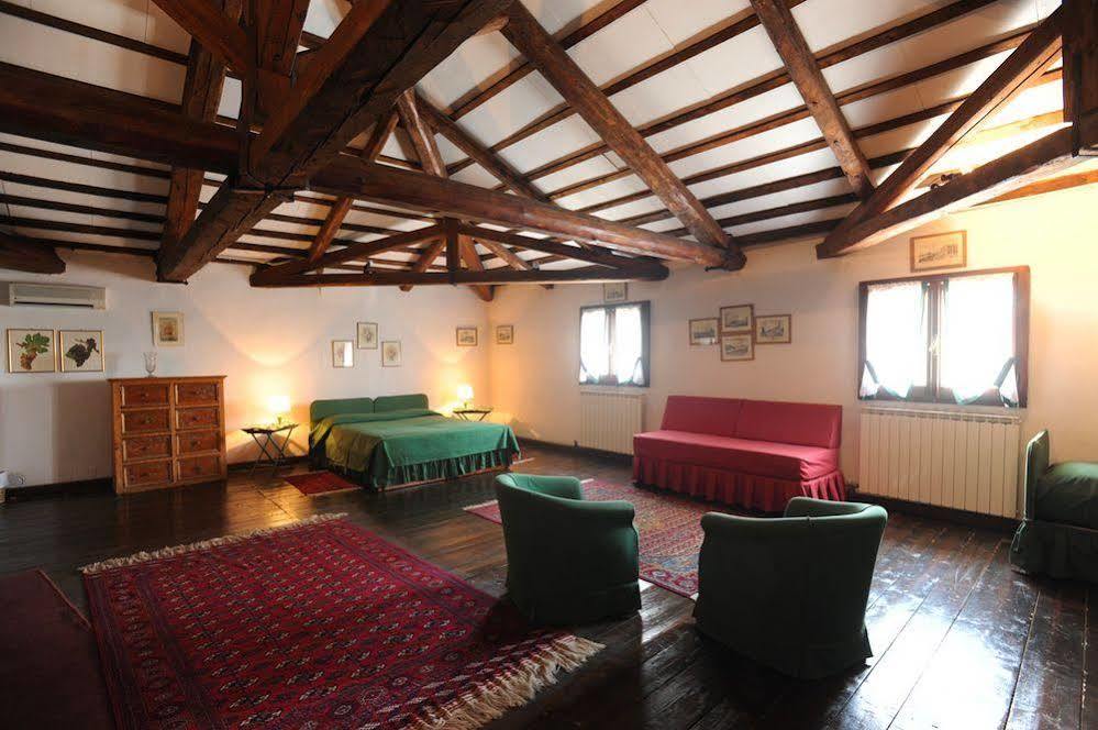 Castello Di Roncade Guest House Exterior photo